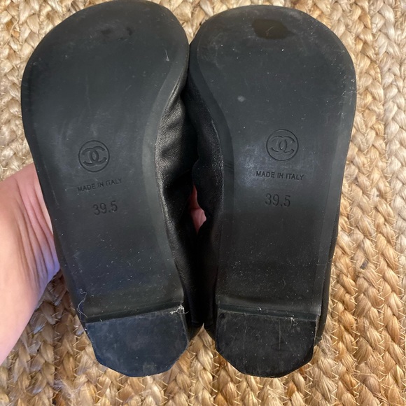 Chanel Classic Black flats w/ box - Picture 3 of 6